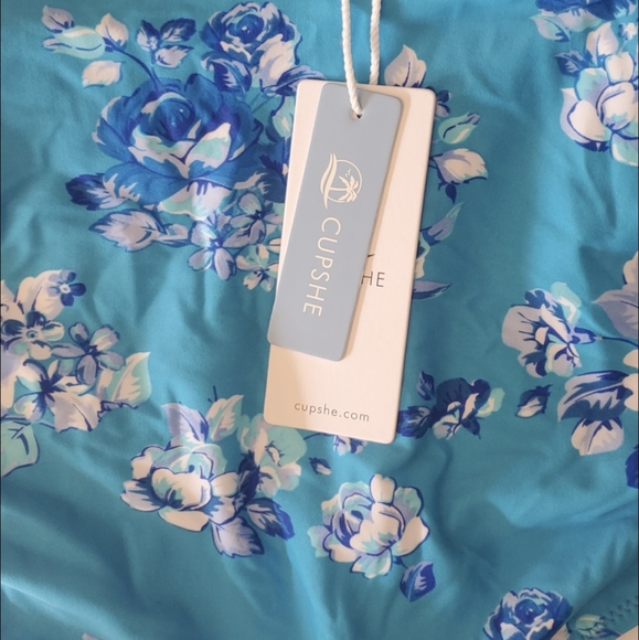 Cupshe, 1X, blue floral - Picture 3 of 5